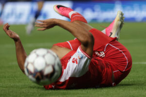استقلال 1- 1 پرسپولیس، دربی 107