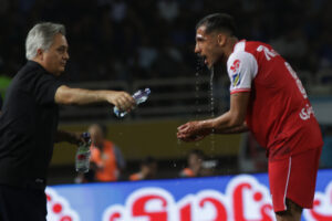 استقلال 1- 1 پرسپولیس، دربی 107