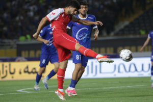 استقلال 1- 1 پرسپولیس، دربی 107