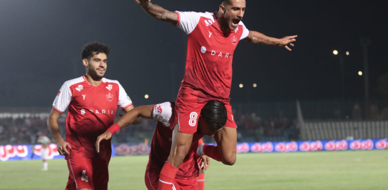 پرسپولیس ۲ - ذوب آهن ۰