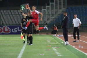 پرسپولیس ۲ - ذوب آهن ۰